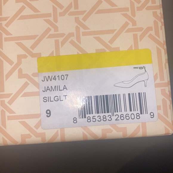 BADGLEY MISCHKA JAMILA KITTEN HEELS 👠 size 9 new - Picture 12 of 12